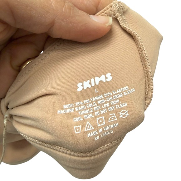 SKIMS Fits Everybody Scoop Neck Bra Clay Tan BR-SCN-1712 Large NWT - Picture 7 of 8